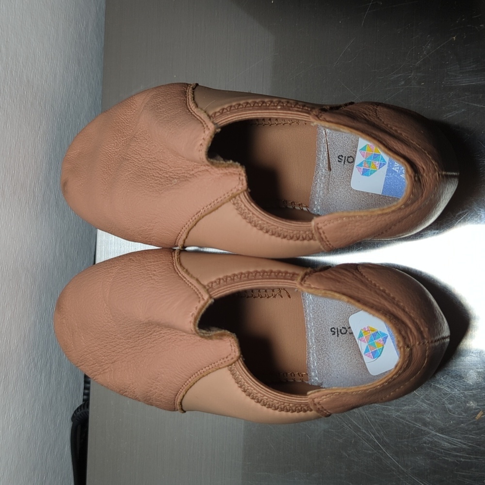 Theatricals Children's Leather Jazz Dance Shoes Girls Size 12.5 - Picture 5 of 7